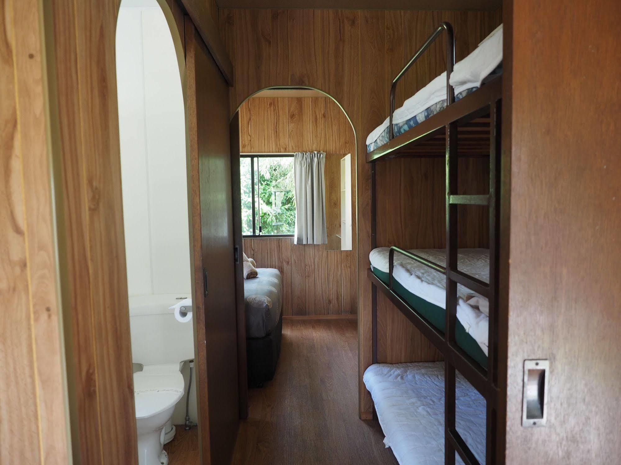 Burnie Ocean View Motel And Caravan Park Экстерьер фото