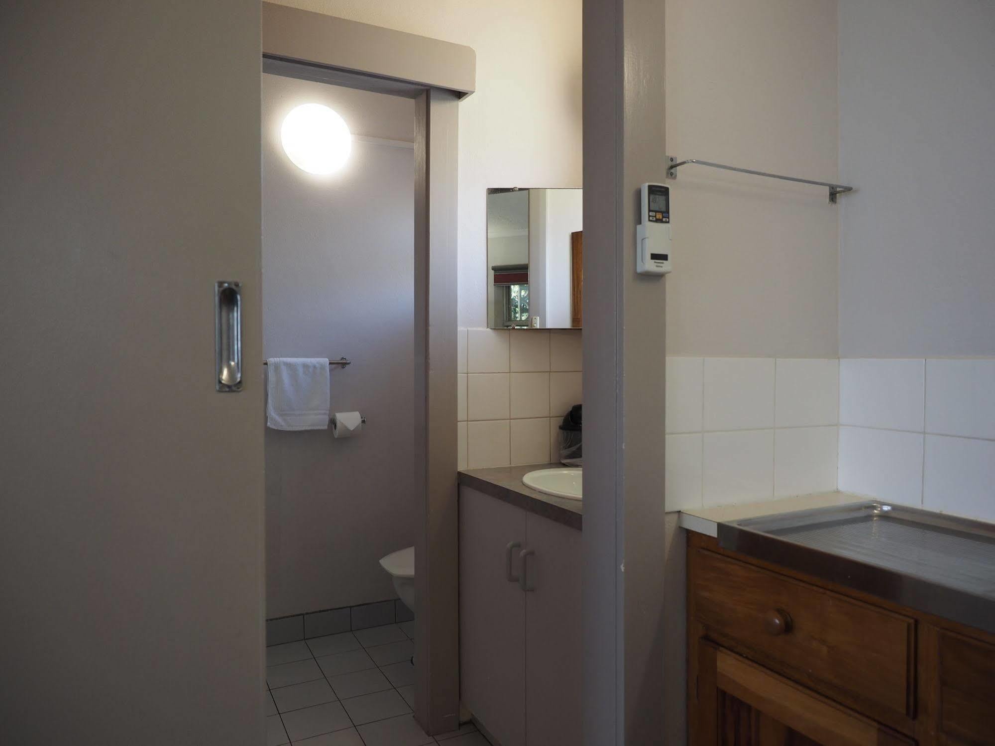 Burnie Ocean View Motel And Caravan Park Экстерьер фото