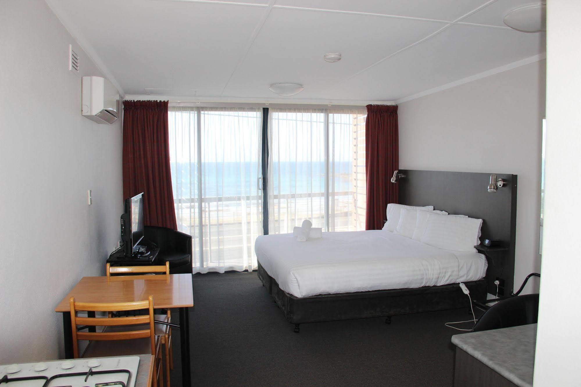 Burnie Ocean View Motel And Caravan Park Экстерьер фото